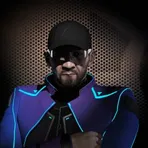 Hyperion Van-Denzing